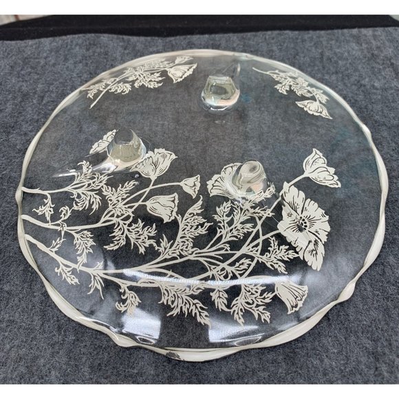Silver City Glass Co. 3 Footed Dish 7.5" across, 1.25" Height Clear, Silver G - Picture 4 of 4